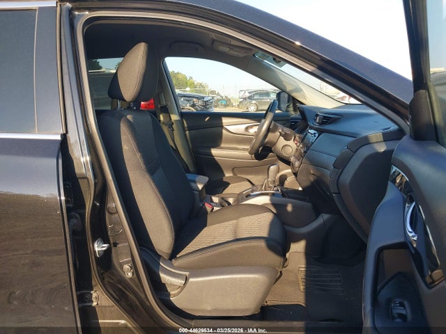 2018 NISSAN ROGUE KNMAT2MVXJP547234 Photo 4