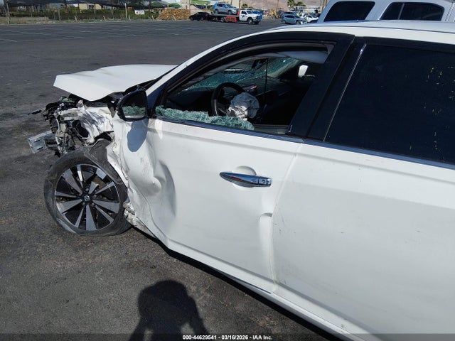 2019 Nissan Altima 2.5 Sv მანქანა იყიდება აუქციონზე, vin: 1N4BL4DV4KC184850, აუქციონის ნომერი: 44629541