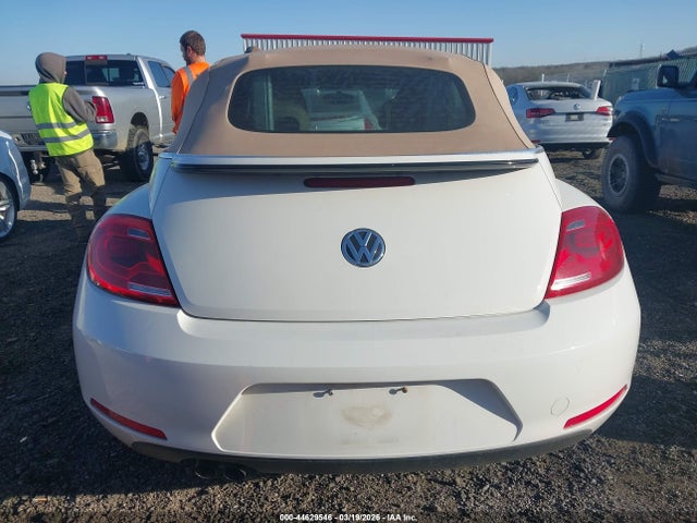 2013 Volkswagen Beetle 2.5l მანქანა იყიდება აუქციონზე, vin: 3VW5X7AT1DM828562, აუქციონის ნომერი: 44629546