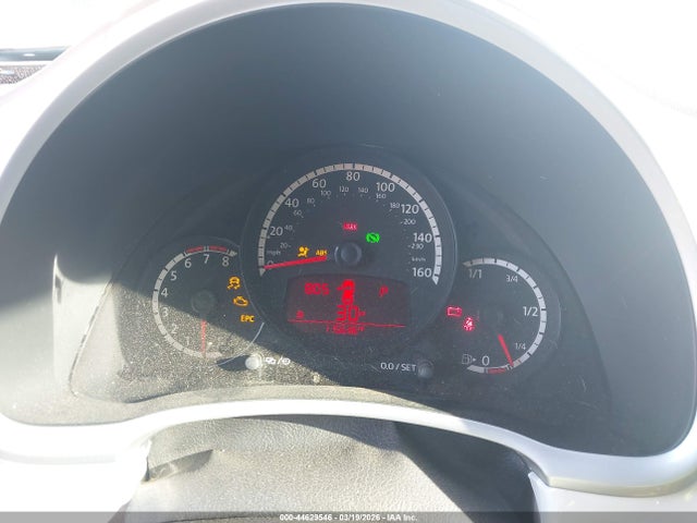 2013 Volkswagen Beetle 2.5l მანქანა იყიდება აუქციონზე, vin: 3VW5X7AT1DM828562, აუქციონის ნომერი: 44629546