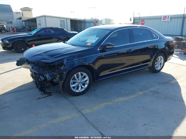Aukcja sprzedaży 2017 Volkswagen Passat 1.8t S, vin: 1VWAT7A33HC083461, numer aukcji: 44629586