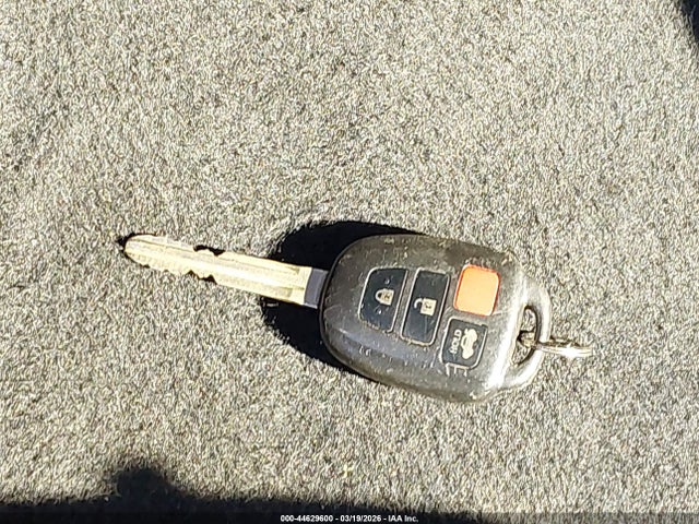 Toyota COROLLA LE 2016 5YFBURHE8GP568546 Image 11