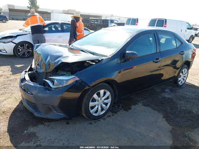 Toyota COROLLA LE 2016 5YFBURHE8GP568546 Image 2