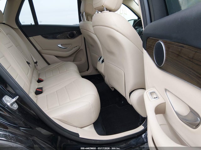 2021 Mercedes-benz Glc 300 Suv მანქანა იყიდება აუქციონზე, vin: W1N0G8DB1MV267977, აუქციონის ნომერი: 44629608