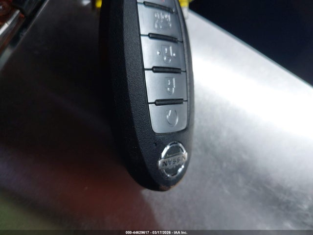 2020 Nissan Rogue Sv Fwd მანქანა იყიდება აუქციონზე, vin: 5N1AT2MT3LC774379, აუქციონის ნომერი: 44629617