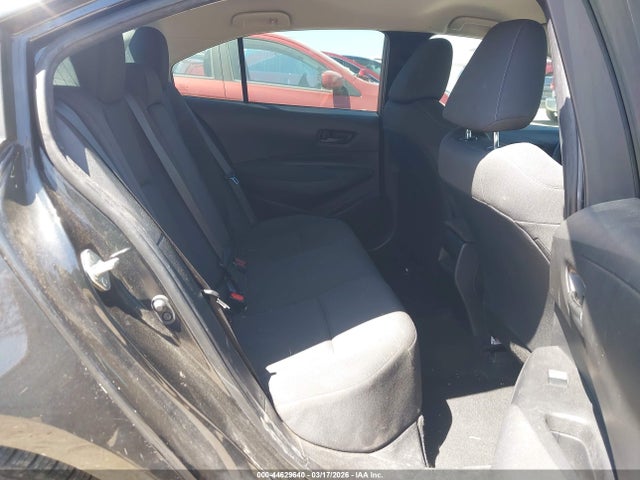 5YFEPMAE5NP336534 Toyota COROLLA LE