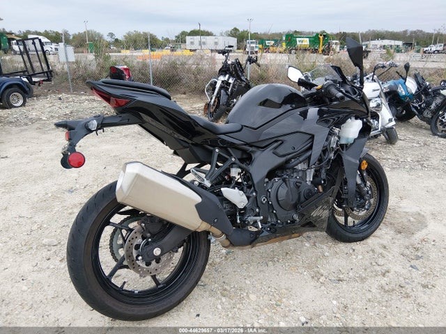 Kawasaki Zx400 P 2024 ML5ZXCP14RDA27997 Image 4