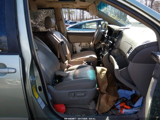 2008 TOYOTA SIENNA 5TDBK22C18S009563 Photo 4