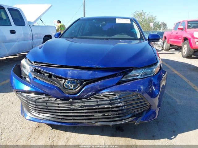 4T1B31HK0JU502881 Toyota Camry Hybrid Le