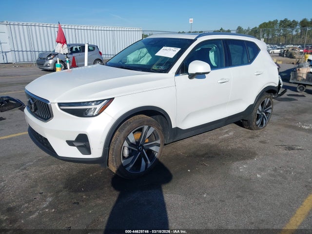 2025 VOLVO XC40 YV4L12UE7S2502665 Photo 1