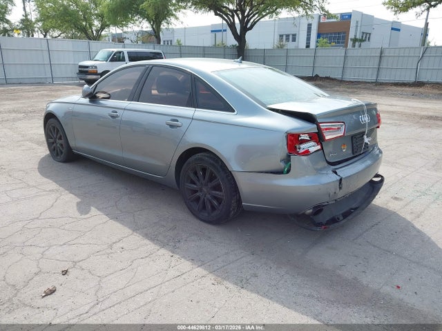 2013 AUDI A6 WAUGGAFC8DN019239 Photo 2