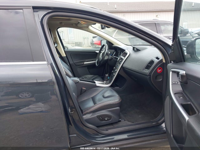 2010 VOLVO XC60 YV4992DZ2A2022537 Photo 4