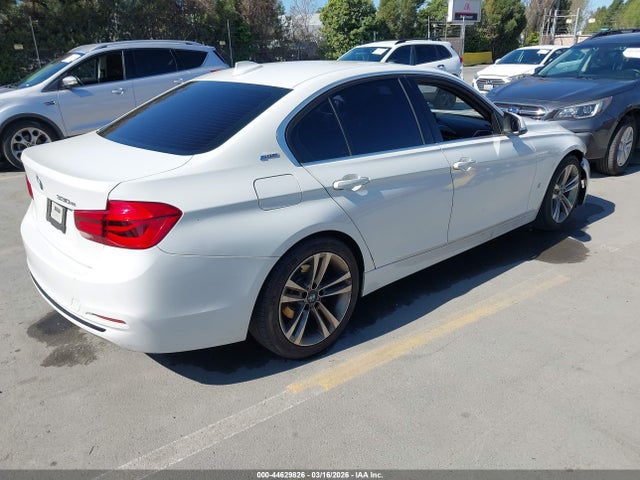 2018 BMW 330E WBA8E1C50JA758852 Photo 3