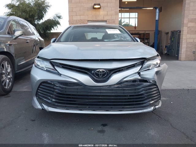 4T1B11HK4JU517812 Toyota CAMRY LE