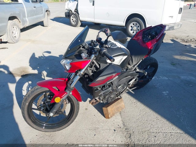 Kawasaki Er400 D 2019 JKAERKD17KDA43365 Image 2