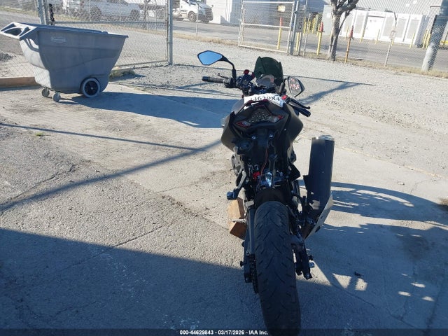 Kawasaki Er400 D 2019 JKAERKD17KDA43365 Image 6