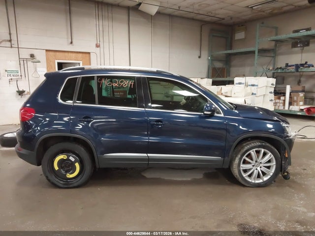 44629844 :رقم المزاد ، WVGBV7AX7DW505000 vin ، 2013 Volkswagen Tiguan S/se/sel مزاد بيع
