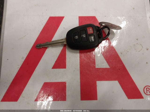JF1ZNAA17H8708142 Toyota 86 Special Edition