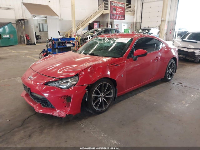 JF1ZNAA17H8708142 Toyota 86 Special Edition