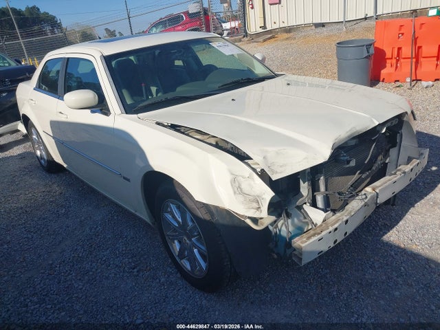 2008 CHRYSLER 300 2C3LA53G18H146838
