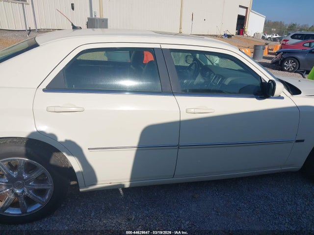 Продажа на аукционе авто 2008 Chrysler 300 Touring, vin: 2C3LA53G18H146838, номер лота: 44629847