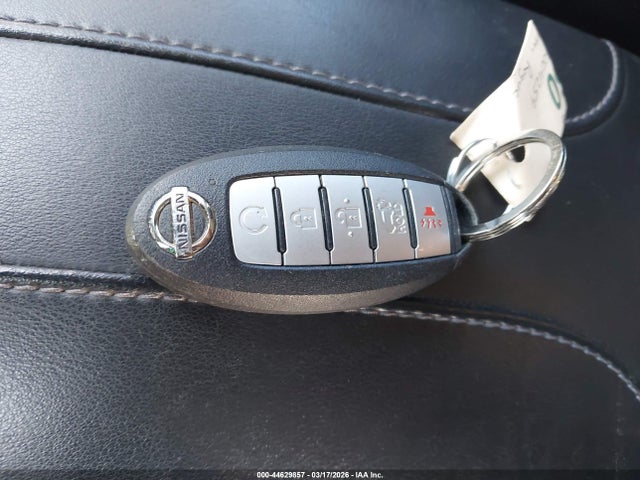 5N1AT2MV0LC795143 Nissan Rogue Sv Intelligent Awd