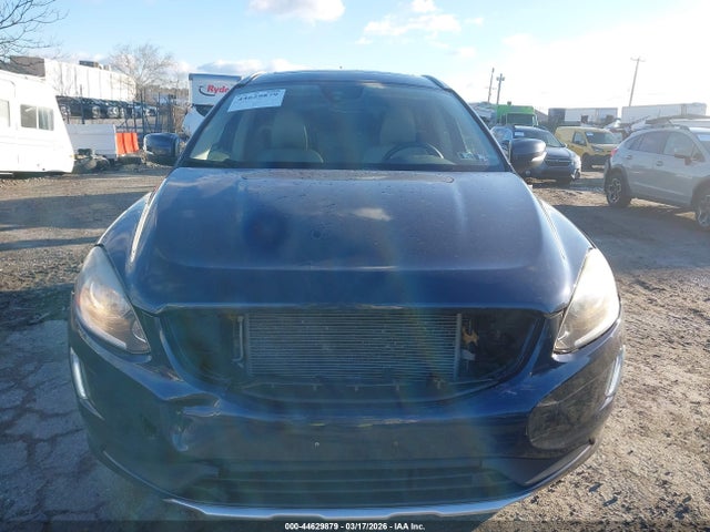 YV440MDKXF2667026 Volvo Xc60 T5 Premier