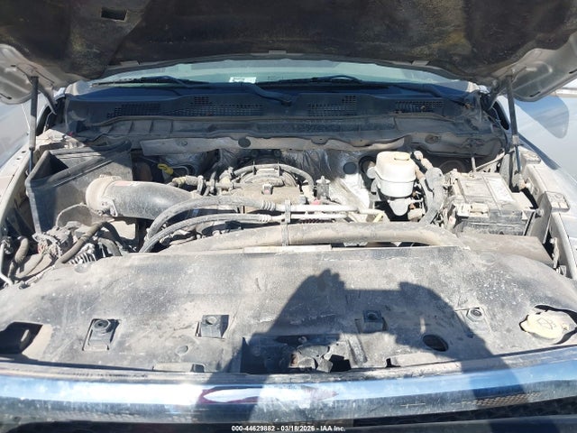 44629882 :رقم المزاد ، 3C6UR5HJ7FG663708 vin ، 2015 Ram 2500 Tradesman مزاد بيع