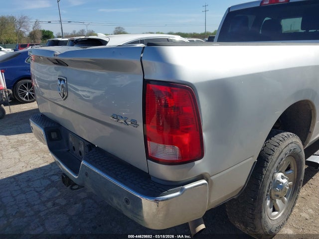 44629882 :رقم المزاد ، 3C6UR5HJ7FG663708 vin ، 2015 Ram 2500 Tradesman مزاد بيع