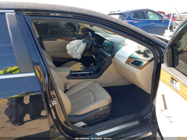 2015 Hyundai Sonata Limited მანქანა იყიდება აუქციონზე, vin: 5NPE34AF7FH143885, აუქციონის ნომერი: 44629895
