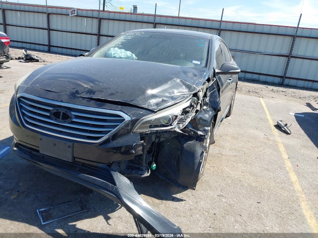 2015 Hyundai Sonata Limited მანქანა იყიდება აუქციონზე, vin: 5NPE34AF7FH143885, აუქციონის ნომერი: 44629895