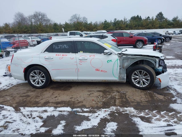 Aukcja sprzedaży 2016 Chrysler 300c, vin: 2C3CCAEGXGH212298, numer aukcji: 44629896