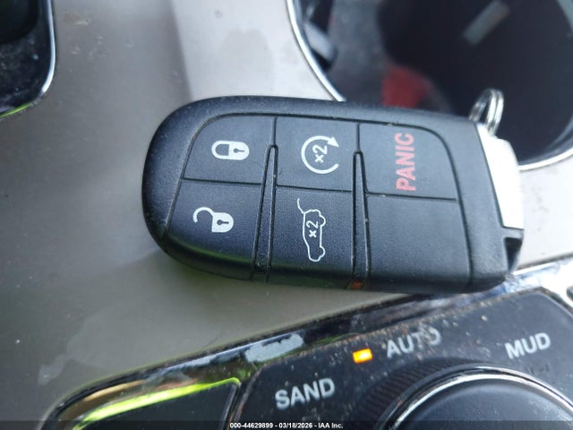 Продажа на аукционе авто 2015 Jeep Grand Cherokee Limited, vin: 1C4RJFBG5FC717440, номер лота: 44629899
