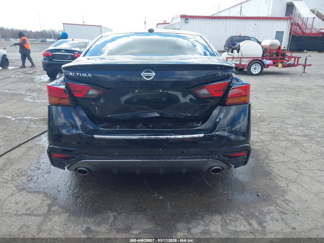 44629907 :رقم المزاد ، 1N4BL4CV2NN416212 vin ، 2022 Nissan Altima Sr Fwd مزاد بيع