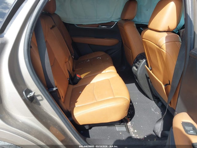 44629908 :رقم المزاد ، 1GYKNCRS0NZ165513 vin ، 2022 Cadillac Xt5 Fwd Premium Luxury مزاد بيع
