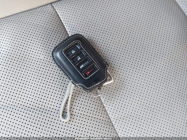 44629911 :رقم المزاد ، 2T2BZMCA8HC117882 vin ، 2017 Lexus Rx 350 مزاد بيع