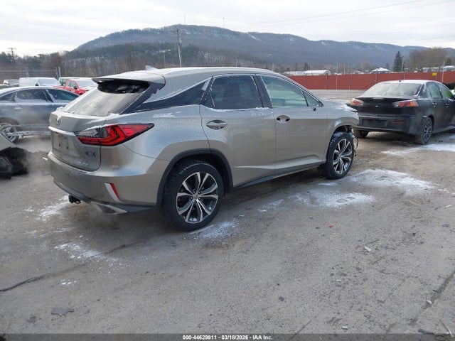 44629911 :رقم المزاد ، 2T2BZMCA8HC117882 vin ، 2017 Lexus Rx 350 مزاد بيع