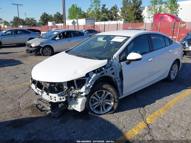 1G1BC5SMXK7152948 Chevrolet CRUZE LS