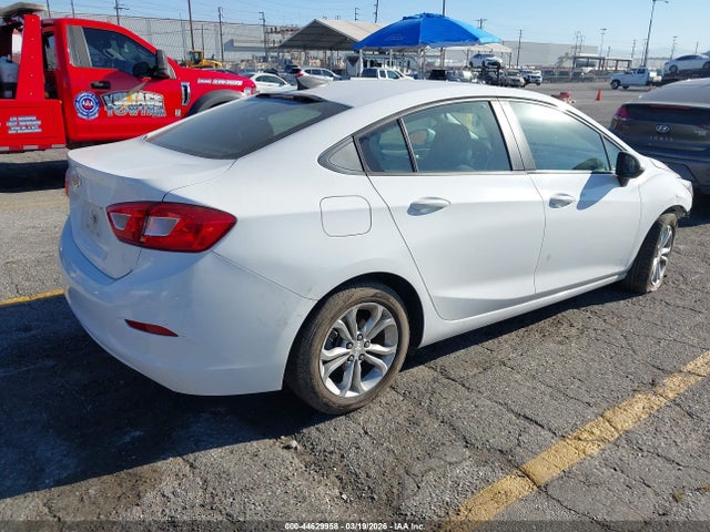 1G1BC5SMXK7152948 Chevrolet CRUZE LS