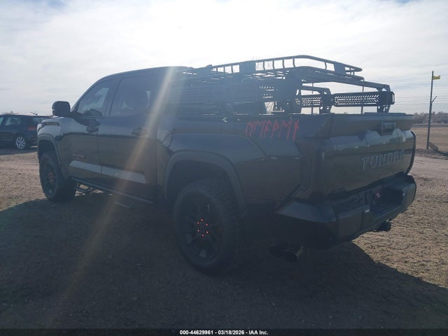44629961 :رقم المزاد ، 5TFLA5DB6SX243325 vin ، 2025 Toyota Tundra Sr5 مزاد بيع