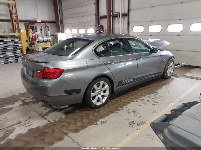 44629964 :رقم المزاد ، WBAFU9C53BC785073 vin ، 2011 Bmw 550i Xdrive مزاد بيع