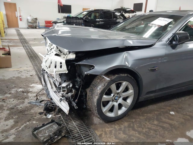 44629964 :رقم المزاد ، WBAFU9C53BC785073 vin ، 2011 Bmw 550i Xdrive مزاد بيع