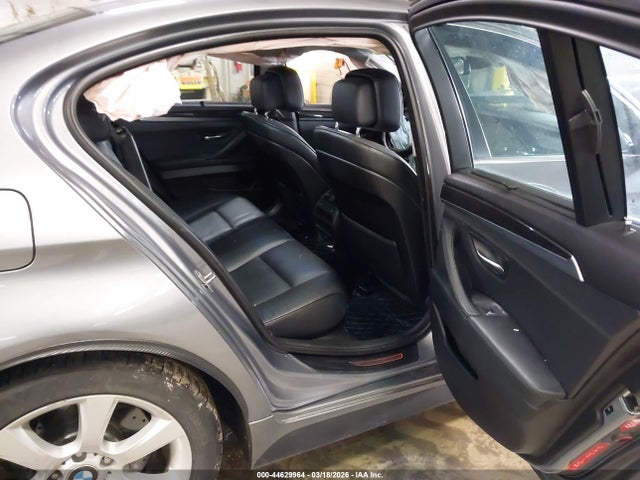 44629964 :رقم المزاد ، WBAFU9C53BC785073 vin ، 2011 Bmw 550i Xdrive مزاد بيع