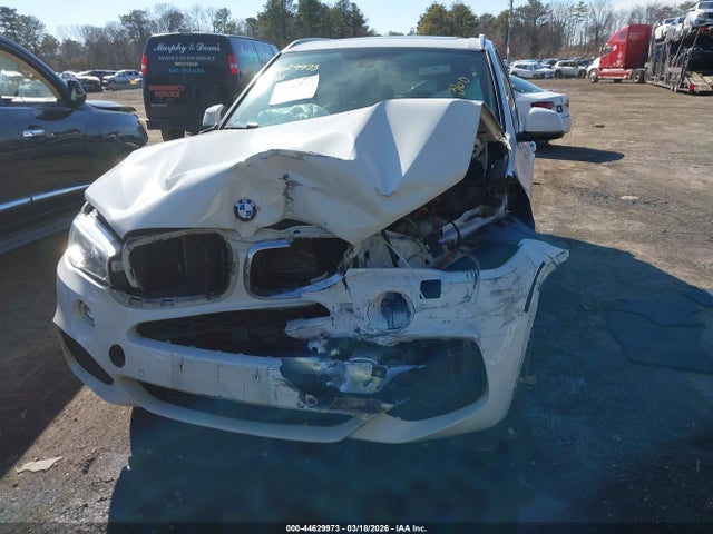 2017 Bmw X5 Xdrive35i მანქანა იყიდება აუქციონზე, vin: 5UXKR0C3XH0X81351, აუქციონის ნომერი: 44629973