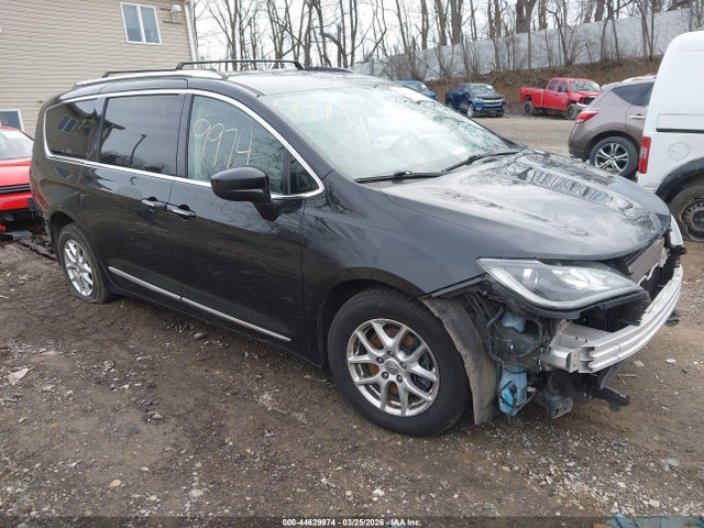 Aukcja sprzedaży 2020 Chrysler Pacifica Touring L, vin: 2C4RC1BG1LR197561, numer aukcji: 44629974