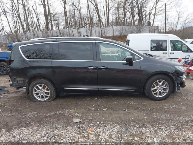 44629974 :رقم المزاد ، 2C4RC1BG1LR197561 vin ، 2020 Chrysler Pacifica Touring L مزاد بيع