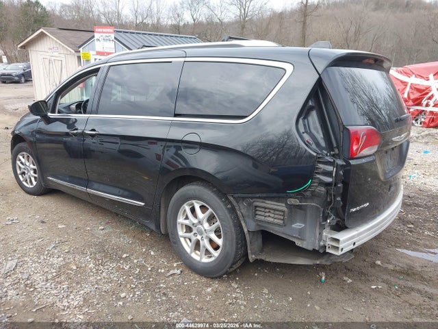 44629974 :رقم المزاد ، 2C4RC1BG1LR197561 vin ، 2020 Chrysler Pacifica Touring L مزاد بيع