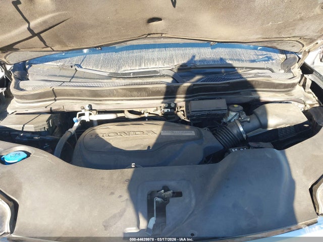 Honda Pilot Touring 2016 5FNYF5H90GB015207 Image 10