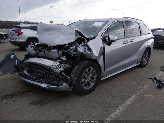 Продаж на аукціоні авто 2023 Toyota Sienna Le, vin: 5TDBRKEC3PS168140, номер лоту: 44629982
