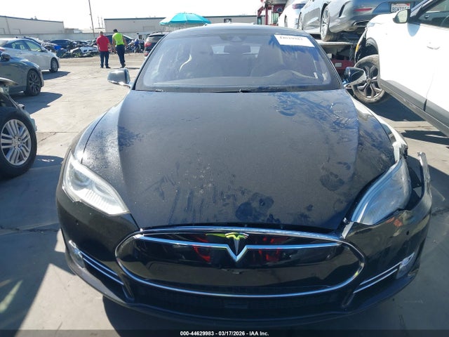 Продаж на аукціоні авто 2016 Tesla Model S 60/70/75/85, vin: 5YJSA1E16GF124217, номер лоту: 44629983